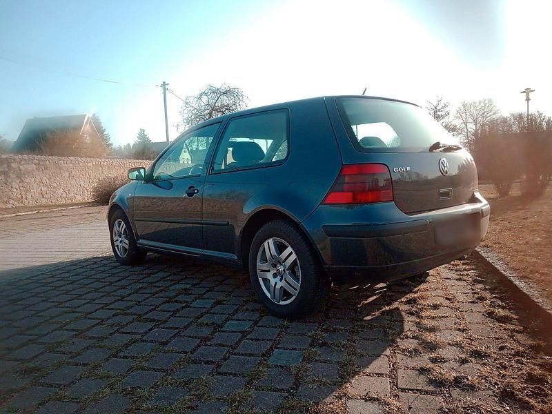 Usata VW Golf IV 75 CV (55 kW) 2003 Grigio Berlina