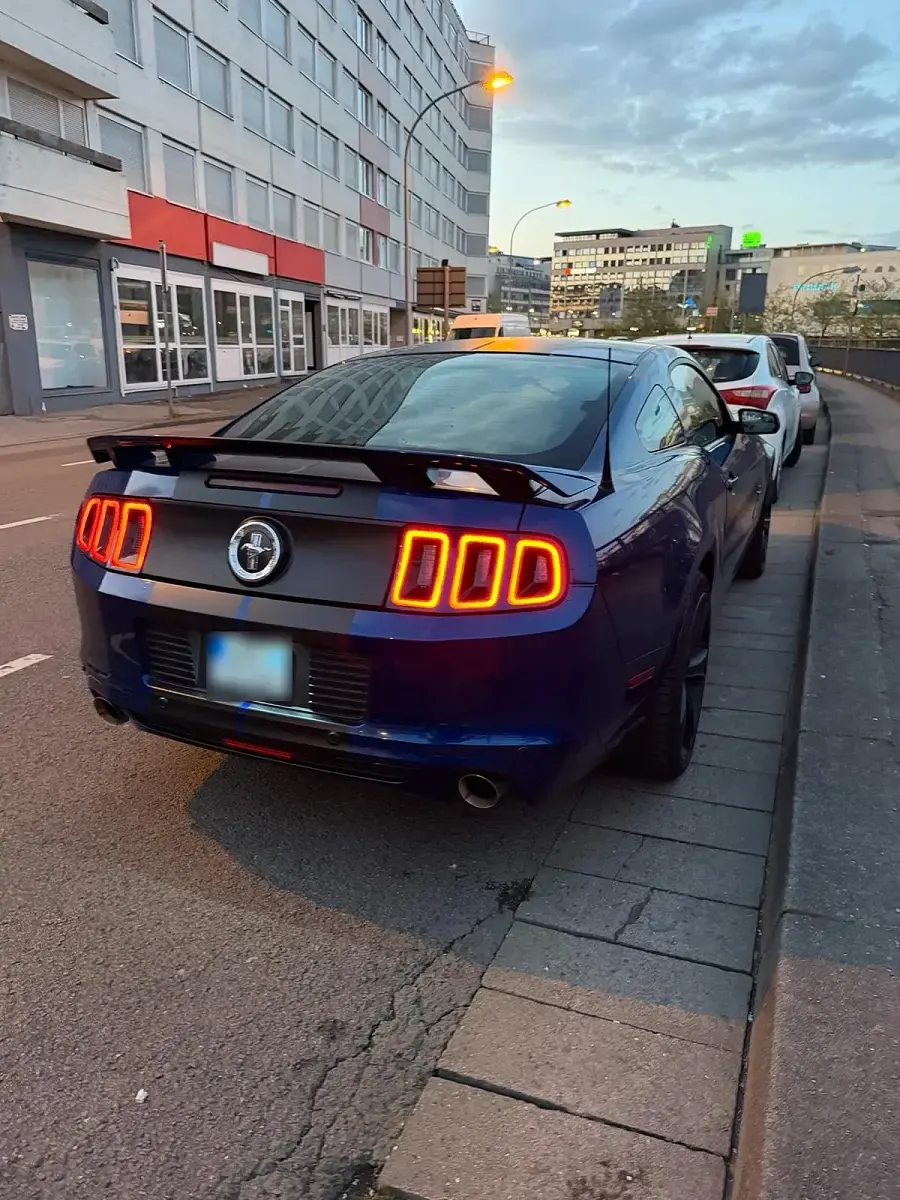 Usado Ford Mustang 308 HP (226 kW) 2014 Azul Coupé