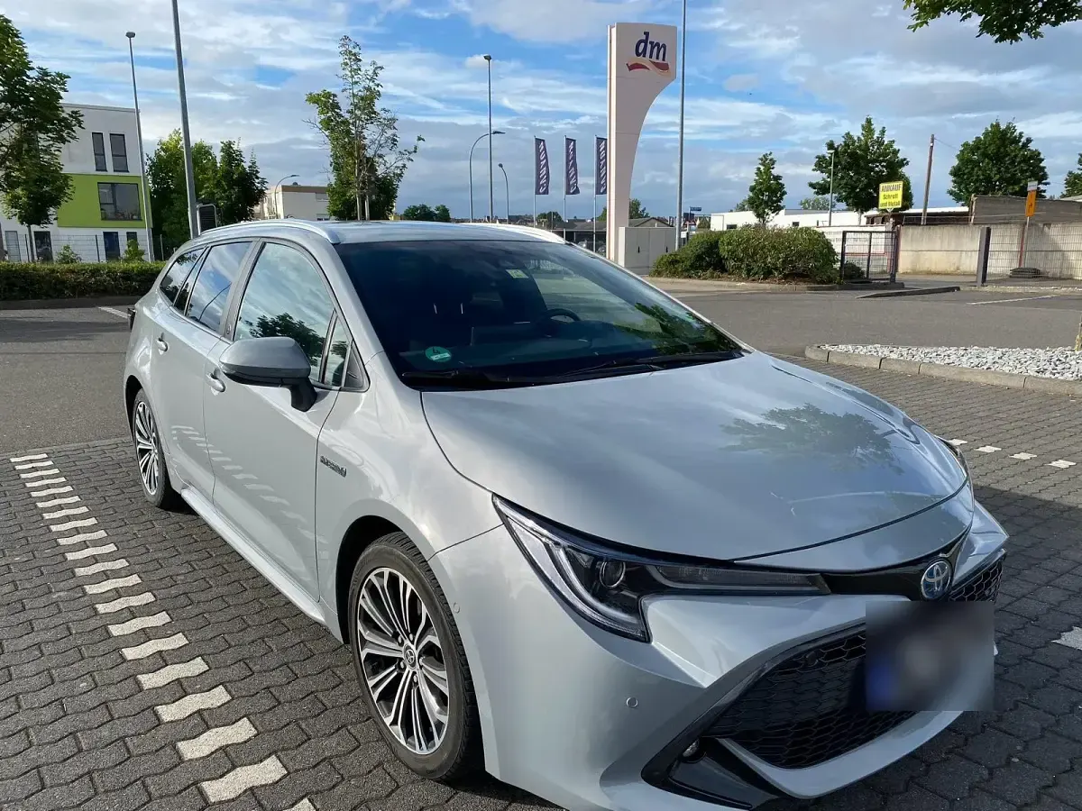 Gebraucht Toyota Corolla 184 PS (135 kW) 2020 Grau Kombi