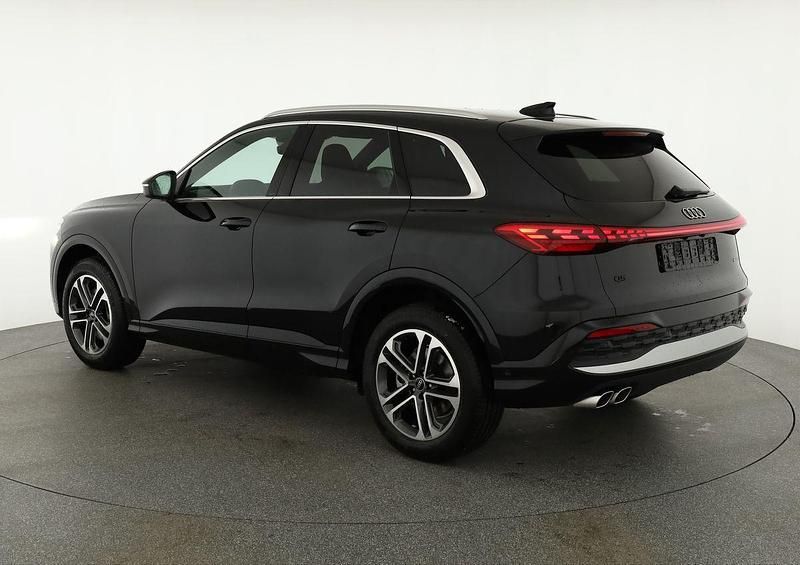 Neu Audi Q5 Ambiente 204 PS (150 kW) 2026 Mythosschwarz metallic SUV