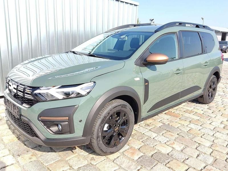Lichen kaki grün Neu 2025 Dacia Jogger Extreme Kombi | 22.690 € (Fairer Preis) - Bild 1/4