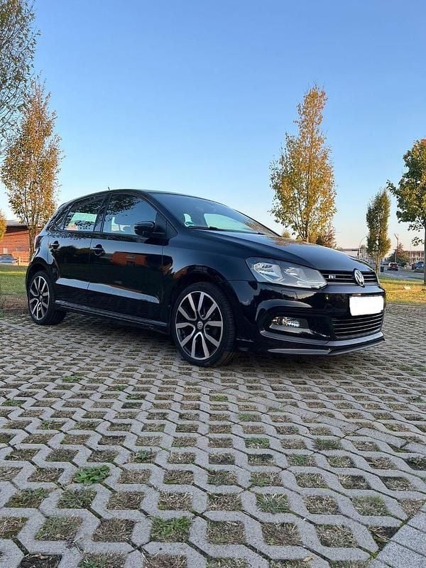 Schwarz Gebraucht 2015 VW Polo Design Kleinwagen | 9.600 € (Fairer Preis) - Bild 1/4