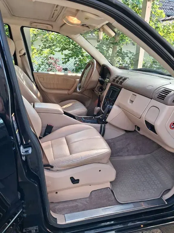 Gebraucht Mercedes ML350 235 PS (172 kW) 2003 Schwarz SUV