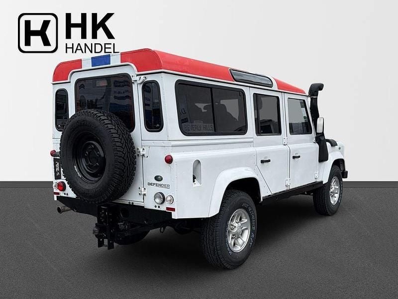 Gebraucht Land Rover Defender 122 PS (89 kW) 2011 Weiß Kombi