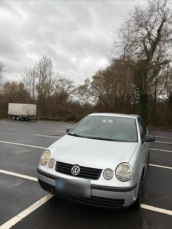 Gebraucht VW Polo 60 PS (44 kW) 2002 Silber Kleinwagen