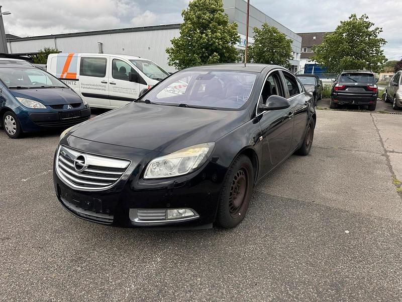 Blau Gebraucht 2010 Opel Insignia Limousine | 5.490 € (Guter Preis) - Bild 1/4