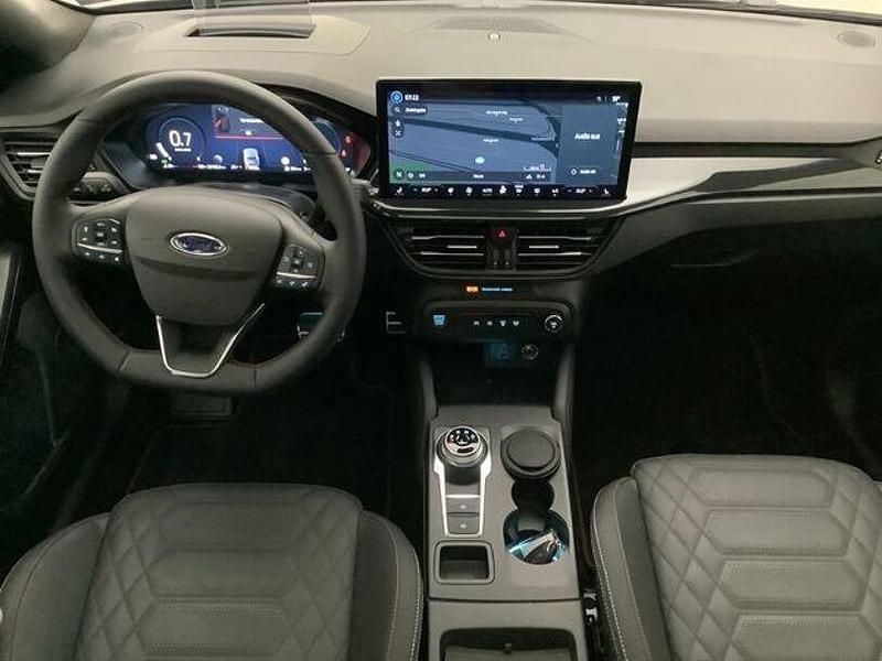 Gebraucht Ford Focus ST-Line X 116 PS (85 kW) 2025 Obsidianschwarz metallic Limousine