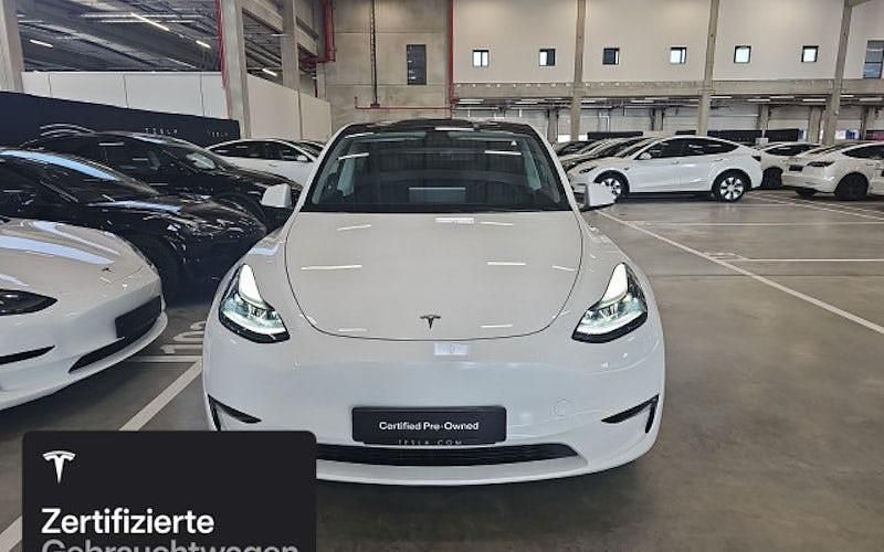 Gebraucht Tesla Model Y 273 kW (372 PS) 2023 Weiß SUV