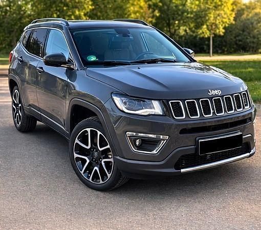 Gebraucht Jeep Compass Limited 170 PS (125 kW) 2019 Grau SUV