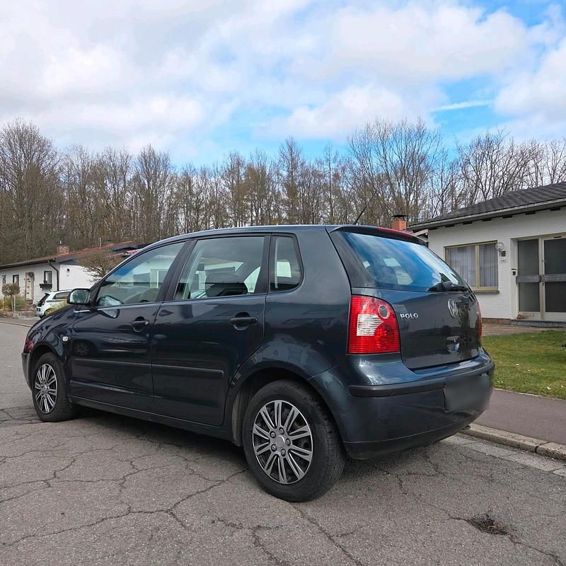 Gebraucht VW Polo 63 PS (46 kW) 2003 Grau Kleinwagen