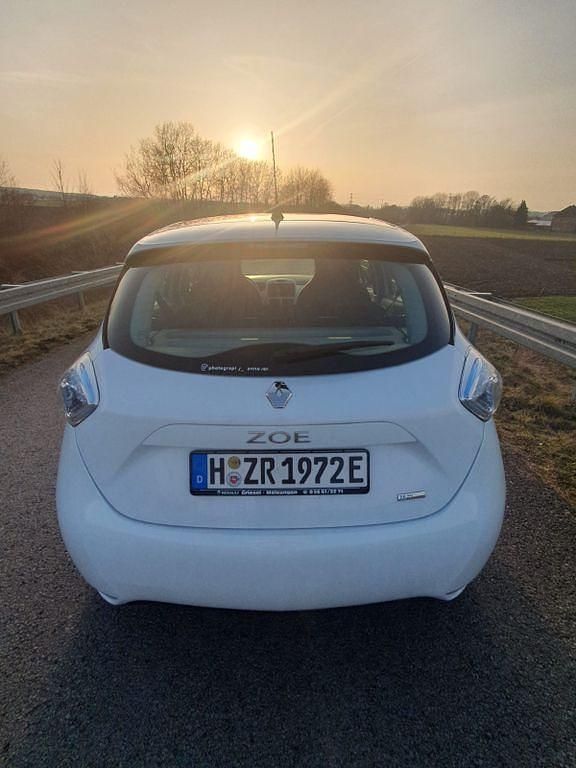 Gebraucht Renault Zoe Life 58 kW (79 PS) 2018 Weiß Kleinwagen