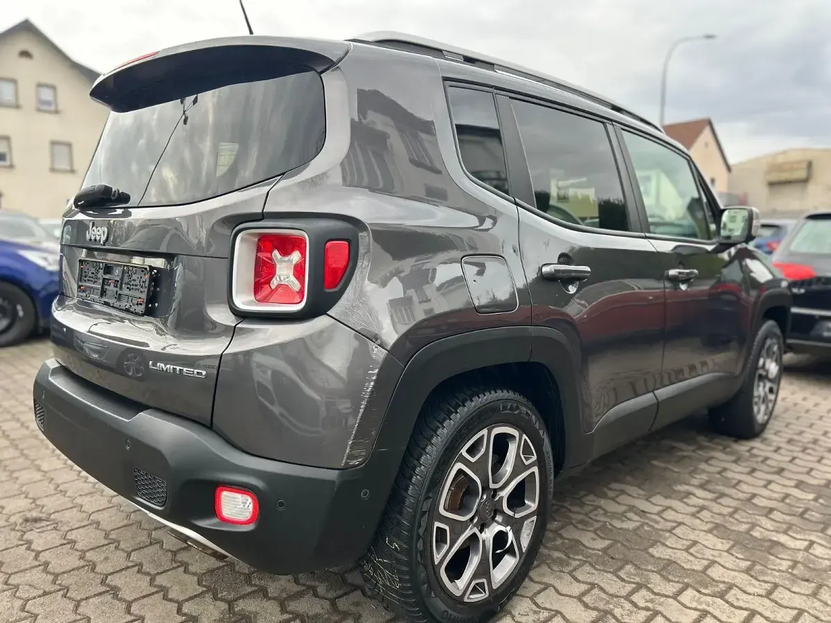 Gebraucht Jeep Renegade Limited 140 PS (102 kW) 2017 Grau SUV