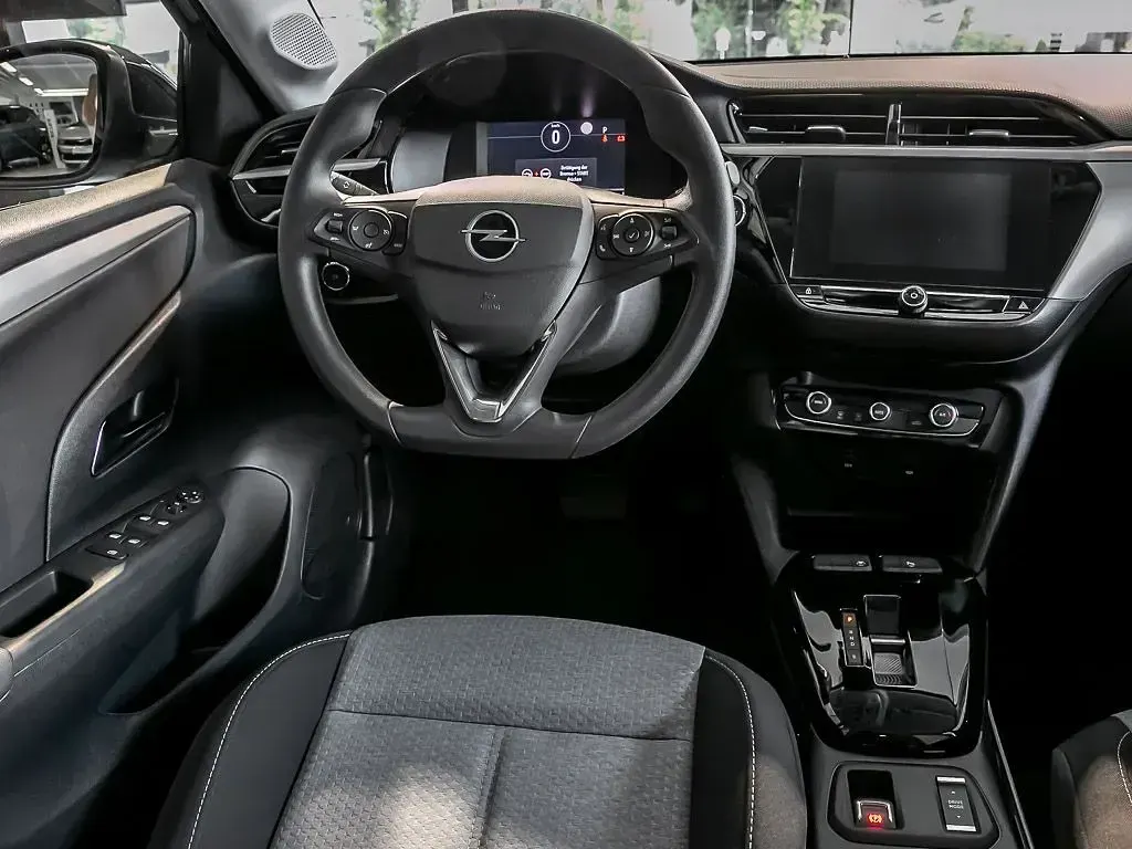 Gebraucht Opel Corsa-e Edition 100 kW (136 PS) 2024 Silber Kleinwagen