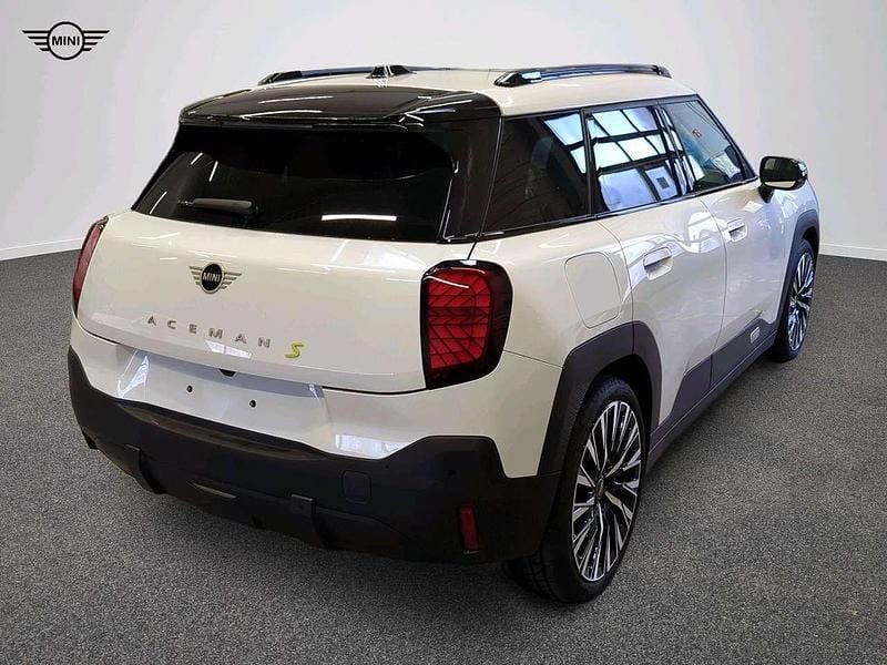 Second-hand Mini Aceman Classic 160 kW (218 CP) 2024 Alb SUV