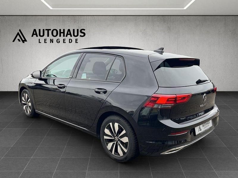 Gebraucht VW Golf VIII Move 150 PS (110 kW) 2023 Schwarz Limousine