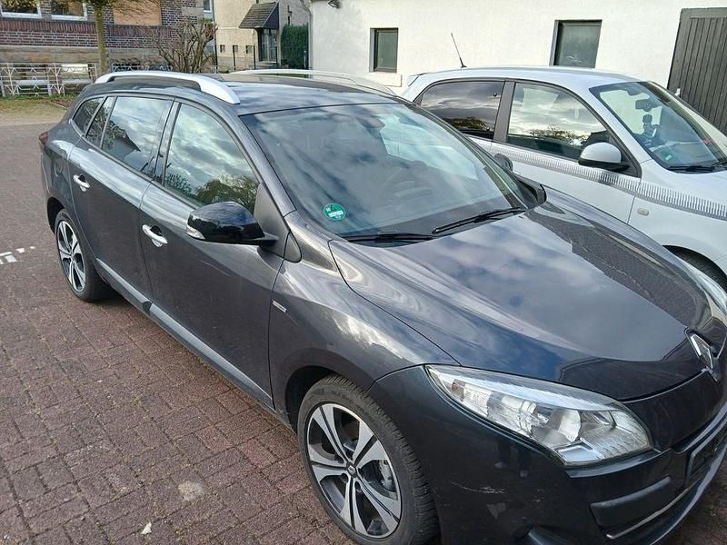 Gebraucht Renault Mégane III Bose Edition 131 PS (96 kW) 2012 Limousine
