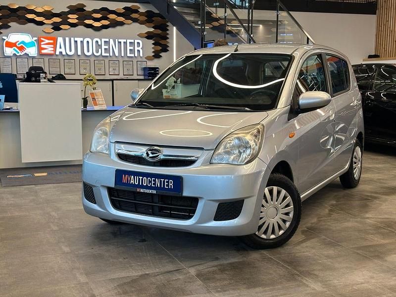 Gebraucht Daihatsu Cuore 69 PS (50 kW) 2008 Silber Kleinwagen