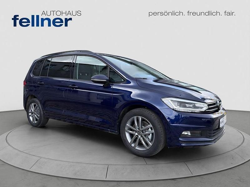 Neu VW Touran S 150 PS (110 kW) 2026 Atlantik blue metallic Van / Kleinbus