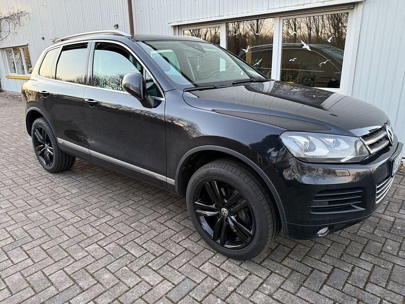Schwarz Gebraucht 2013 VW Touareg SUV | 17.990 € - Bild 1/3