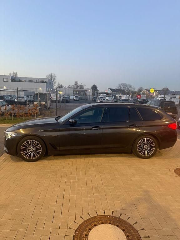 Second-hand BMW 520 Performance 190 CP (139 kW) 2017 Gri Break