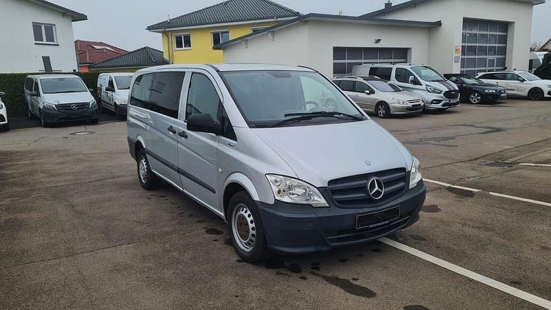 Gebraucht Mercedes Vito 163 PS (119 kW) 2012 Silber Van