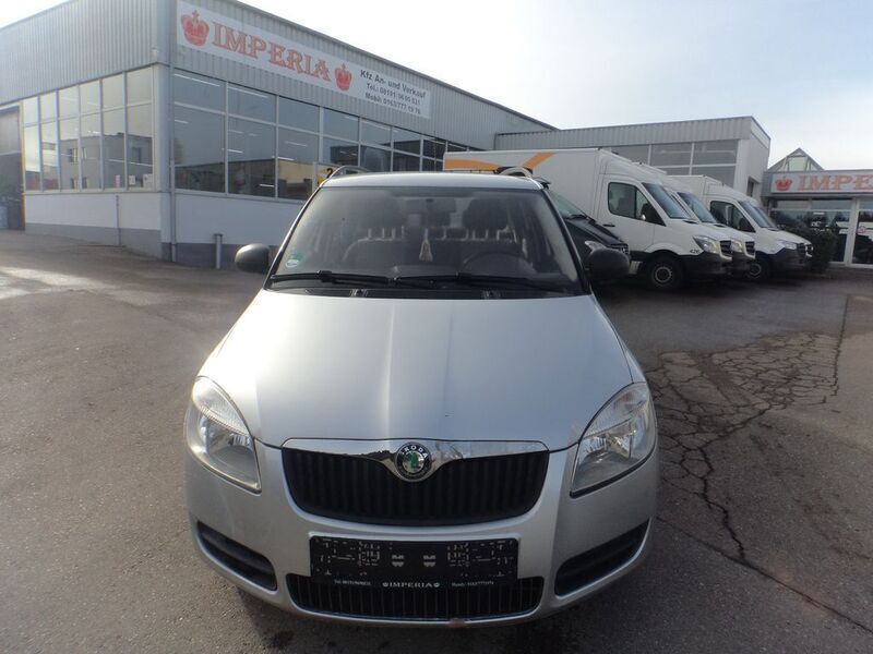 Silber Gebraucht 2009 Skoda Fabia Kombi | 2.499 € (Fairer Preis) - Bild 1/4