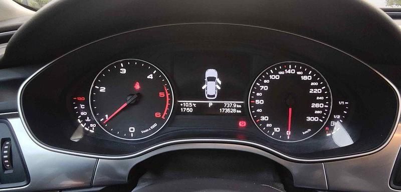 Gebraucht Audi A6 Comfort 177 PS (130 kW) 2014 Schwarz Kombi