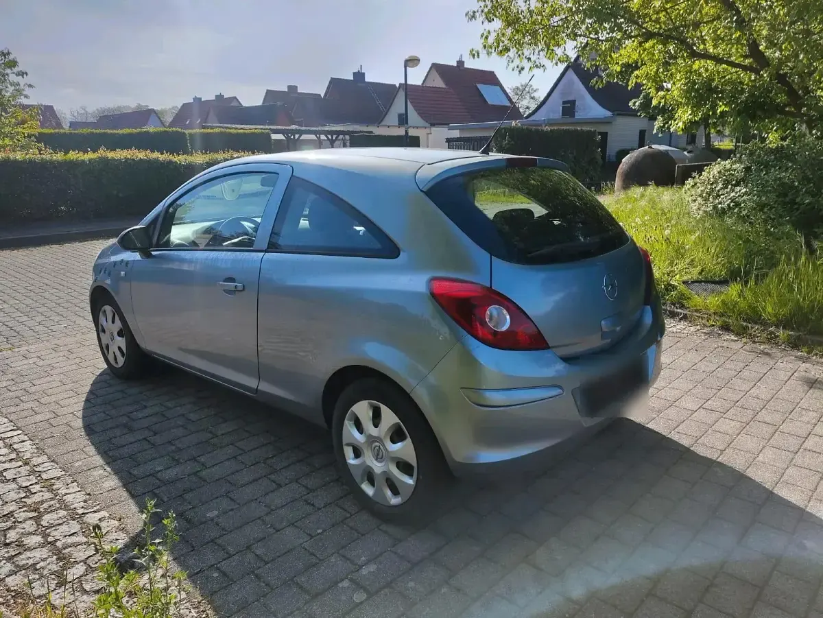 Gebraucht Opel Corsa 80 PS (58 kW) 2009 Blau Kleinwagen