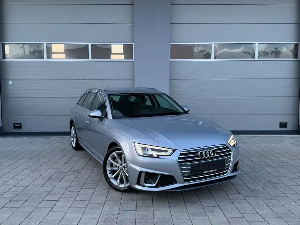 Gebraucht Audi A4 S-Line 190 PS (139 kW) 2019 Silber Kombi