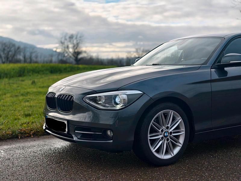 Gebraucht BMW 118 Comfort Edition 170 PS (125 kW) 2014 Grau Kleinwagen