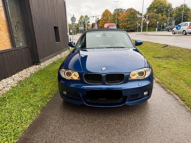 Blau Gebraucht 2009 BMW 120 Cabriolet M Sport Cabrio | 5.890 € (Etwas zu teuer) - Bild 1/4