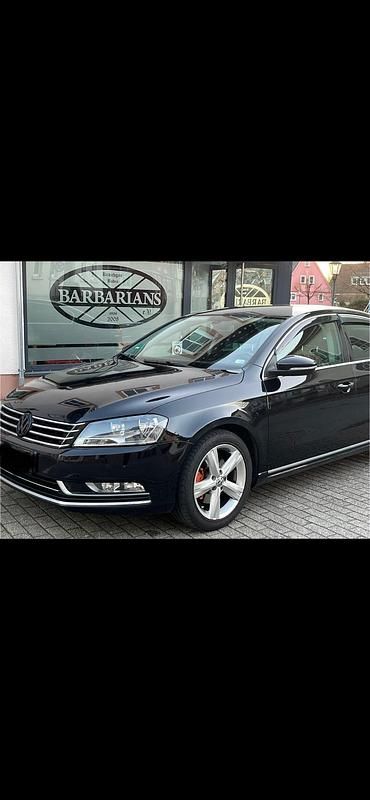 Gebraucht VW Passat Comfortline 140 PS (102 kW) 2013 Schwarz Limousine