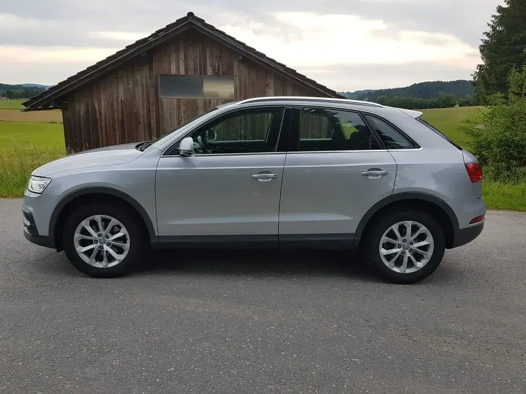 Gebraucht Audi Q3 Design 184 PS (135 kW) 2016 Silber SUV