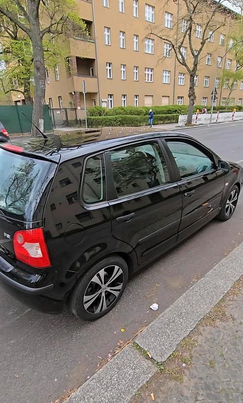 Schwarz Gebraucht 2002 VW Polo Kleinwagen | 1.900 € - Bild 1/4