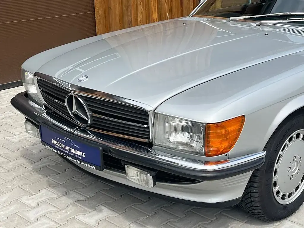 Gebraucht Mercedes 300 188 PS (138 kW) 1986 Silber Cabrio