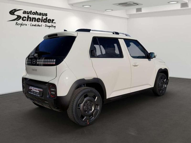 Neu Hyundai Inster 85 kW (116 PS) 2025 Unbleached ivory Kleinwagen
