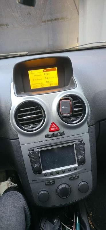 Gebraucht Opel Corsa Selection 69 PS (50 kW) 2011 Kleinwagen