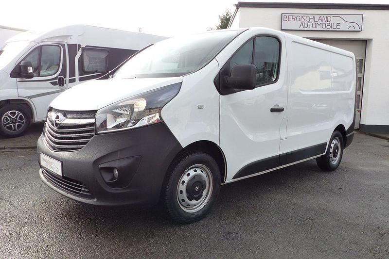 Gebraucht Opel Vivaro 121 PS (88 kW) 2019 Weiß Van / Kleinbus