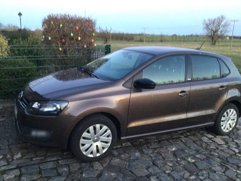 Gebraucht VW Polo Style 90 PS (66 kW) 2011 Braun Kleinwagen