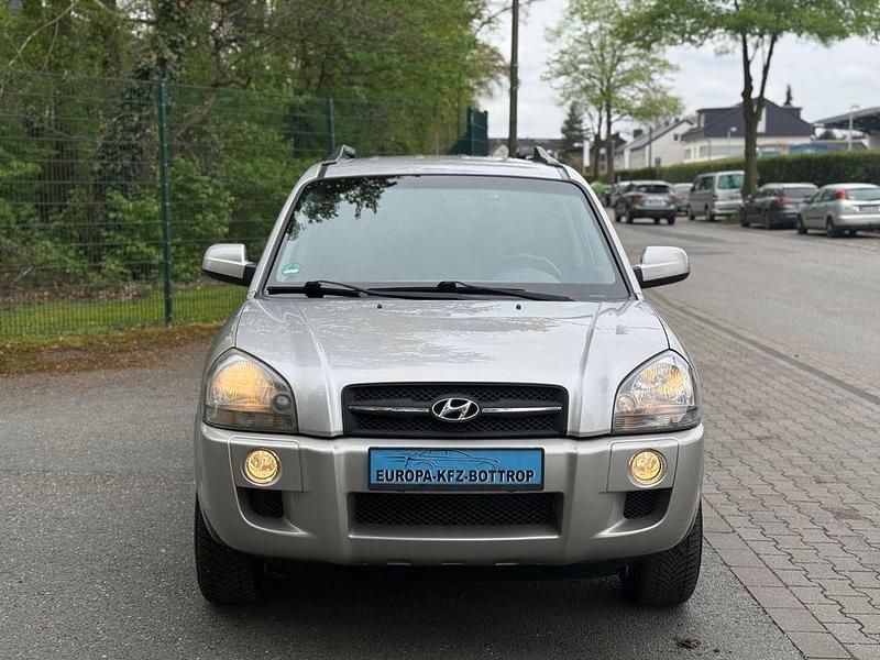 Gebraucht Hyundai Tucson GLS 175 PS (128 kW) 2005 Silber SUV