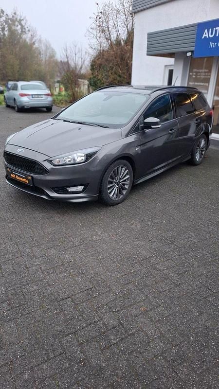 Gebraucht Ford Focus ST-Line 140 PS (102 kW) 2018 Grau Kombi