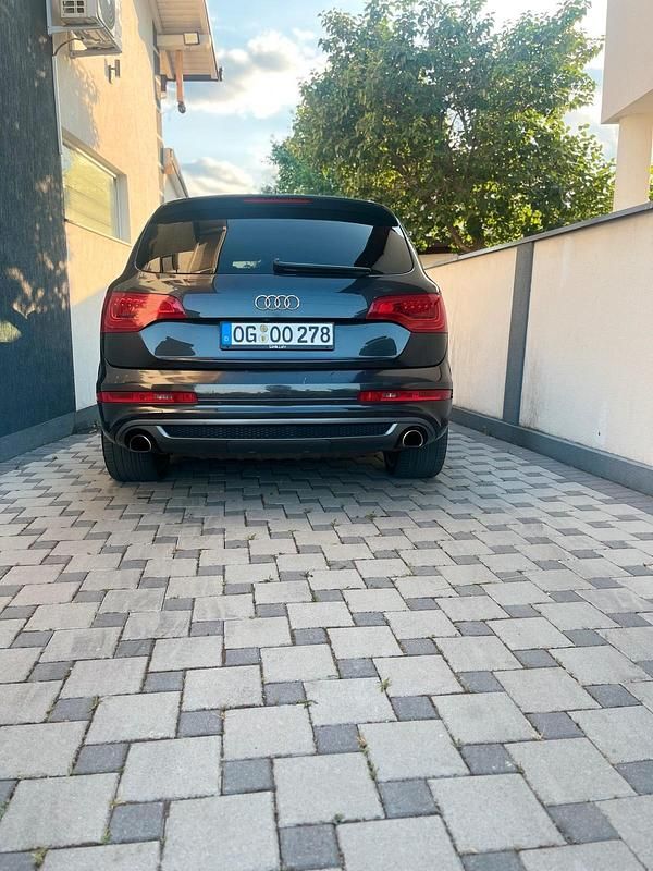 Gebraucht Audi Q7 Comfort 340 PS (250 kW) 2014 Andere farben SUV