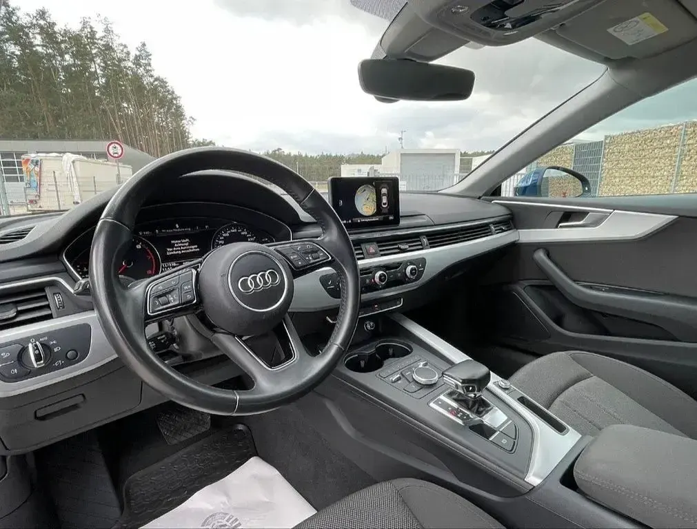 Gebraucht Audi A5 Design 190 PS (139 kW) 2017 Blau Coupé