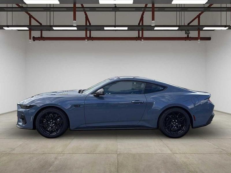 Neu Ford Mustang GT Fastback 446 PS (328 kW) 2026 Blau