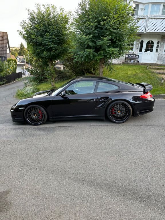 Schwarz Gebraucht 2010 Porsche 997 Coupé | 102.000 € (Guter Preis) - Bild 1/4