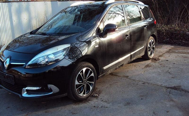 Gebraucht Renault Scénic III Bose Edition 132 PS (97 kW) 2015 Schwarz Van / Kleinbus