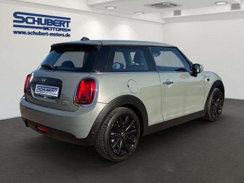 Gebraucht Mini ONE Pepper 102 PS (75 kW) 2020 Moonwalk grey () Kleinwagen