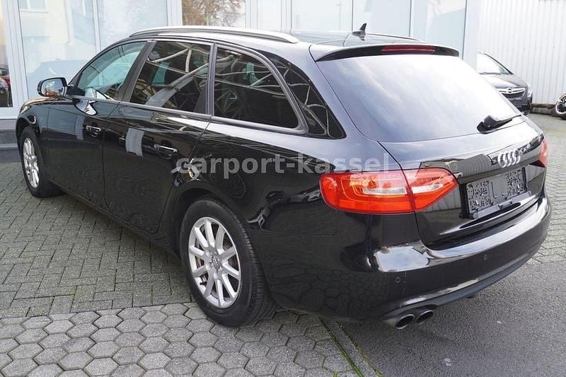 Gebraucht Audi A4 Attraction 177 PS (130 kW) 2013 Schwarz Kombi