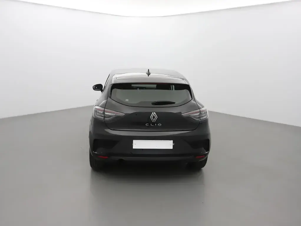 Gebraucht Renault Clio V Evolution 102 PS (75 kW) 2025 Schwarz (noir) Limousine