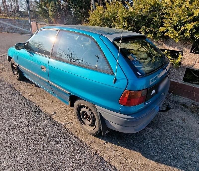 Gebraucht Opel Astra 60 PS (44 kW) 1993 Kleinwagen